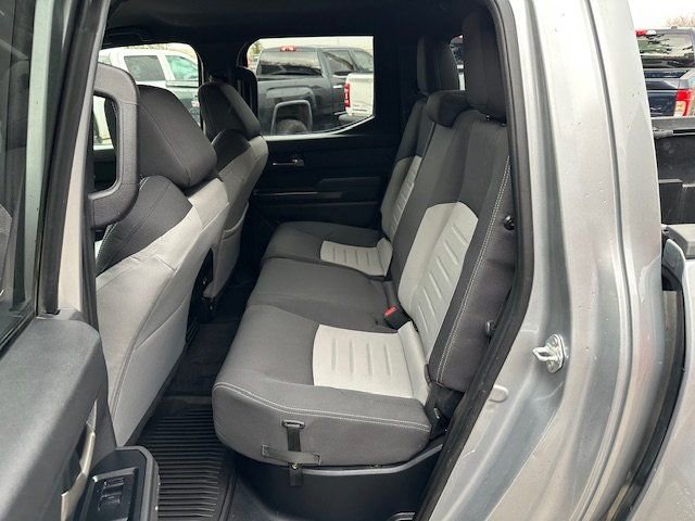 Used 2025 Toyota Tacoma TRD Sport image 9