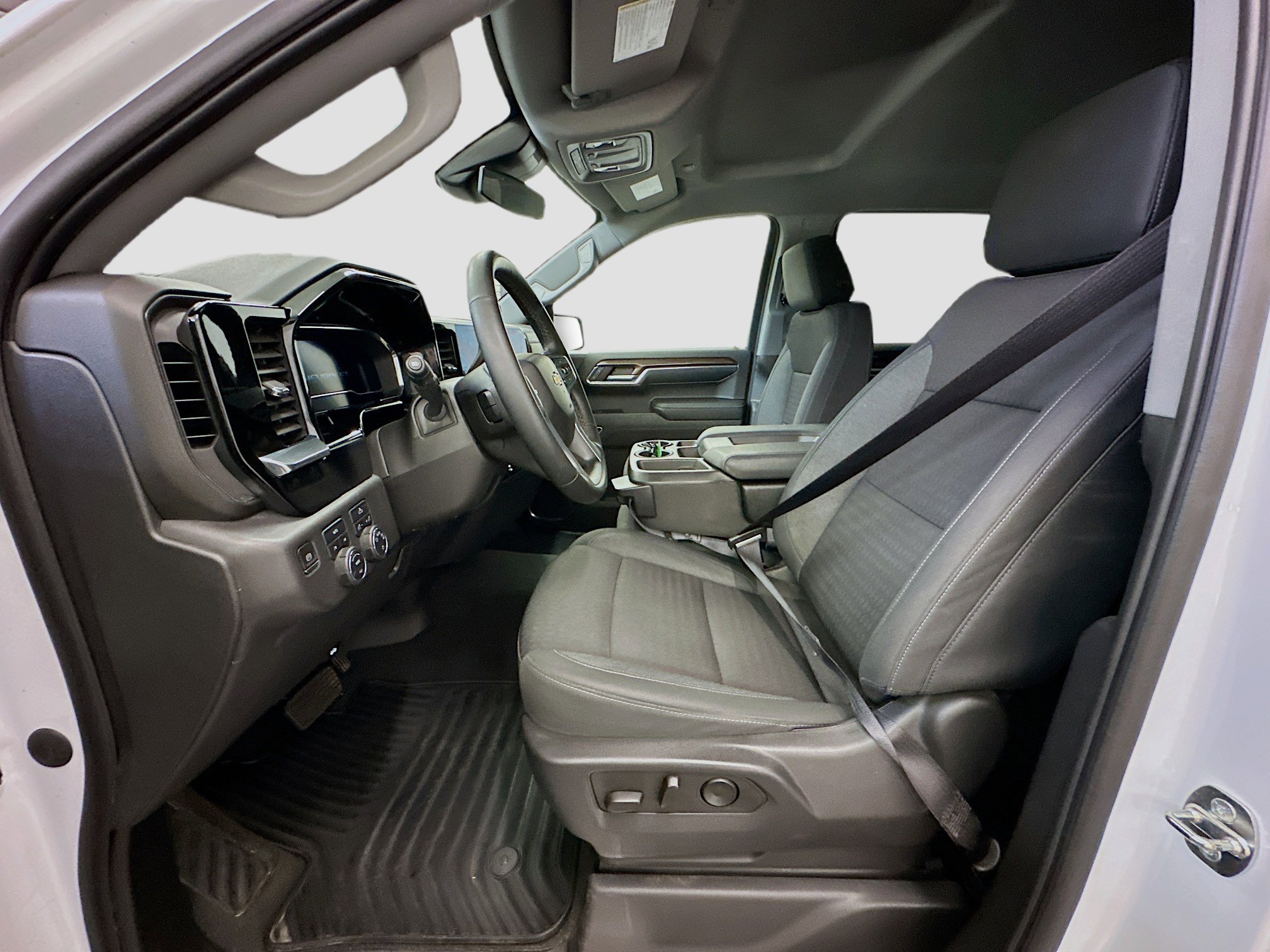 Used 2023 Chevrolet Silverado 1500 LT image 13