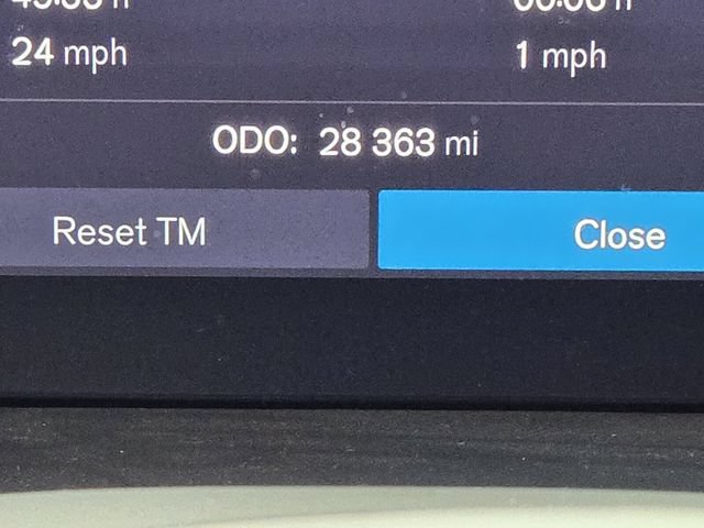 Certified 2024 Volvo XC60 B5 Ultimate AWD/4WD image 24