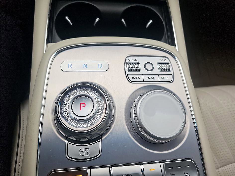 Used 2023 Genesis G90 3.5T image 27