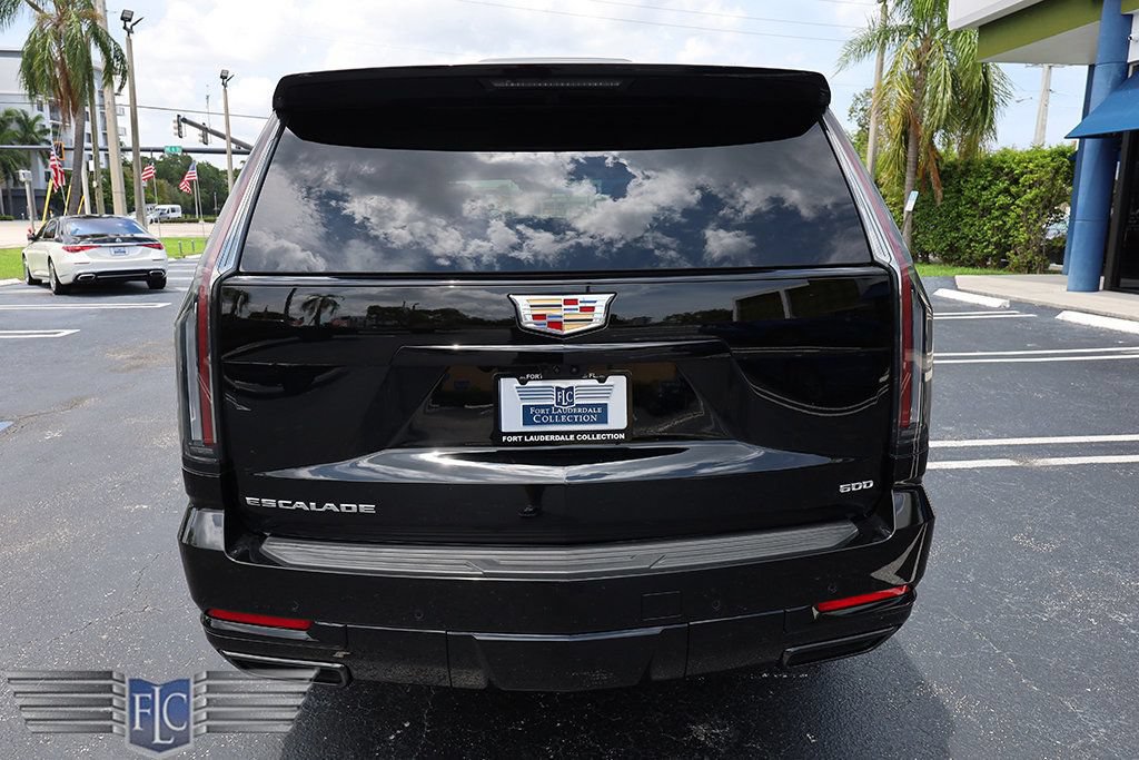Used 2026 Cadillac Escalade ESV Platinum Sport AWD/4WD image 9