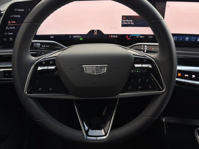 Used 2024 Cadillac Lyriq Tech RWD image 13