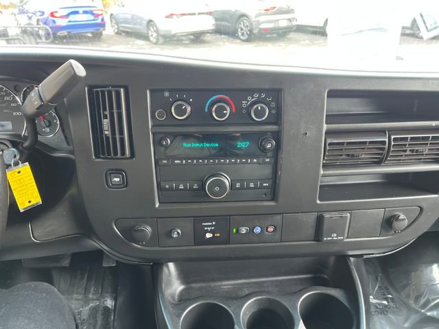 Used 2022 Chevrolet Express 3500 Work Van w/ Driver Convenience Package image 32