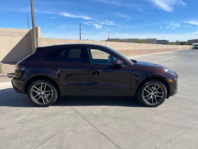 Used 2024 Porsche Macan image 5