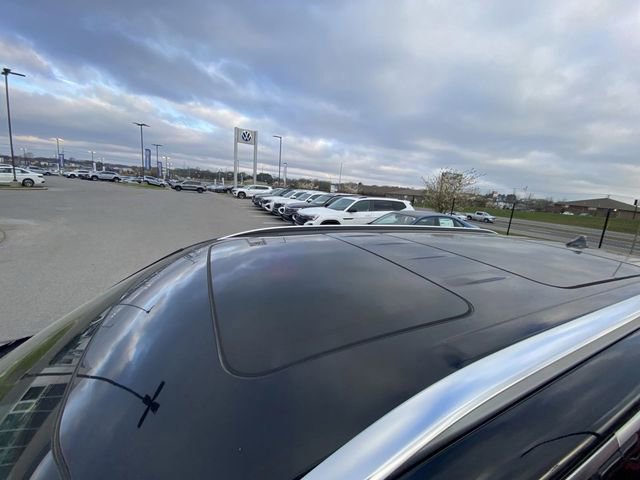 Used 2024 Kia Telluride SX Prestige image 3