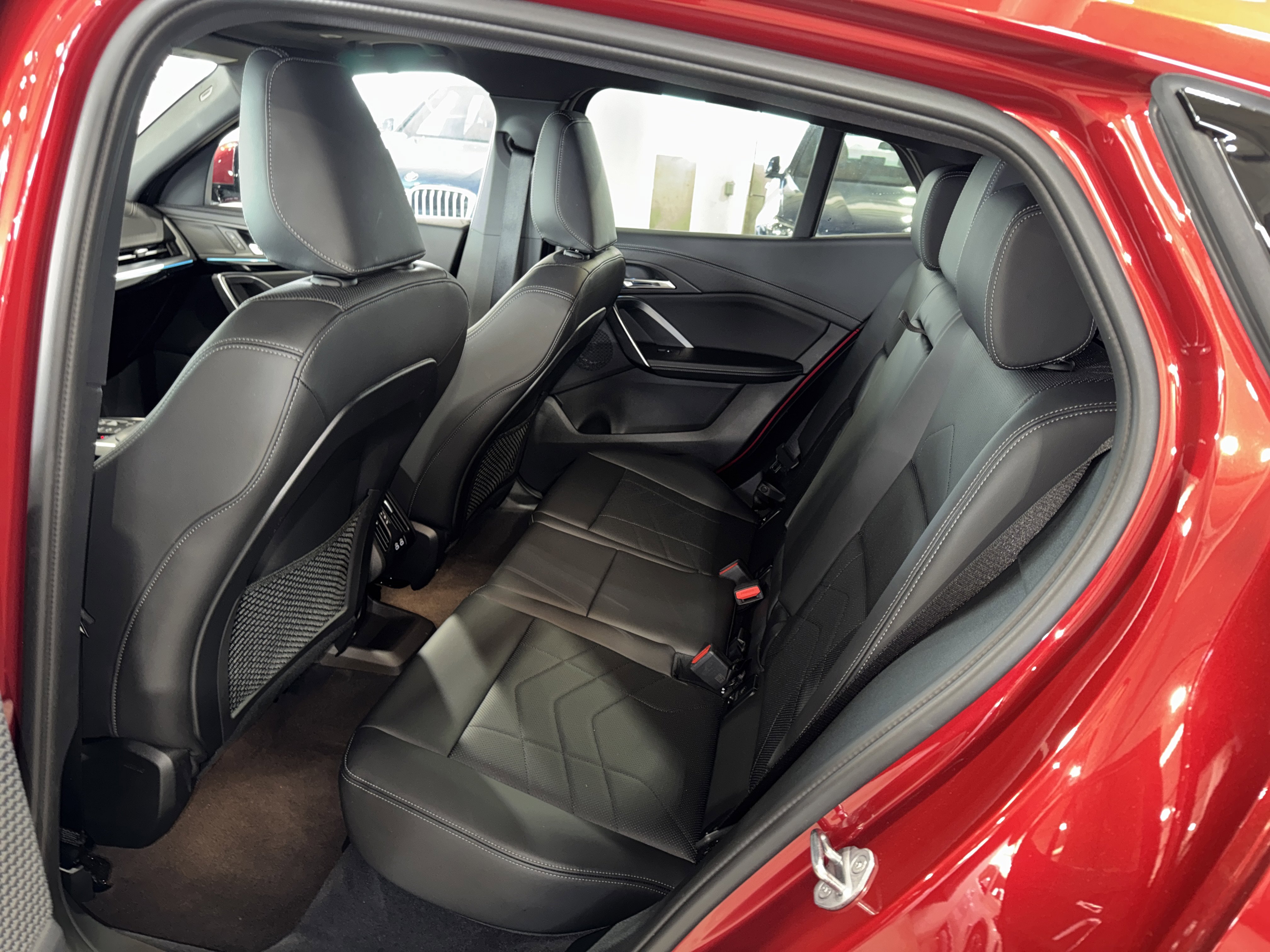 Used 2024 BMW X2 xDrive28i image 15