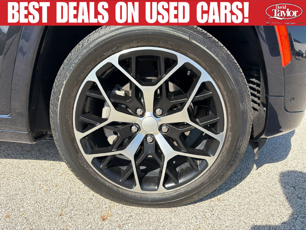 Used 2022 Jeep Grand Cherokee Summit AWD/4WD image 34