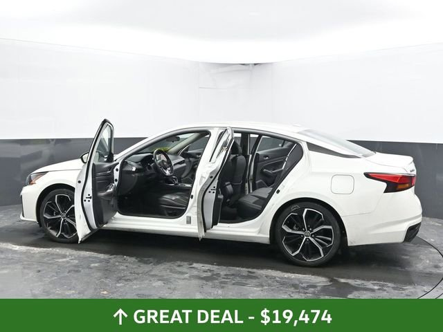 Used 2024 Nissan Altima 2.5 SR image 56