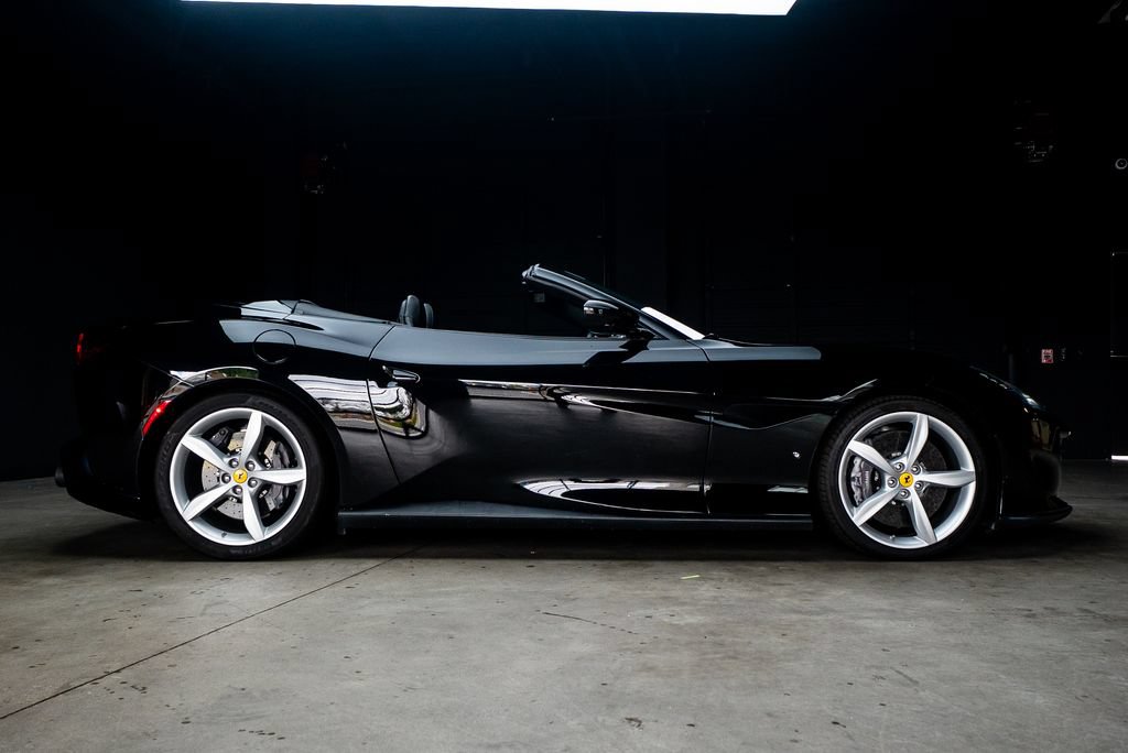 Used 2019 Ferrari Portofino RWD image 7