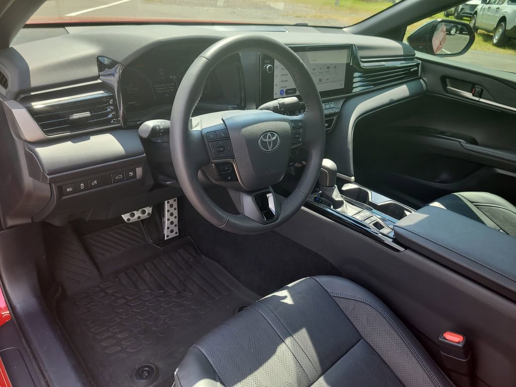 Used 2025 Toyota Camry XSE image 15