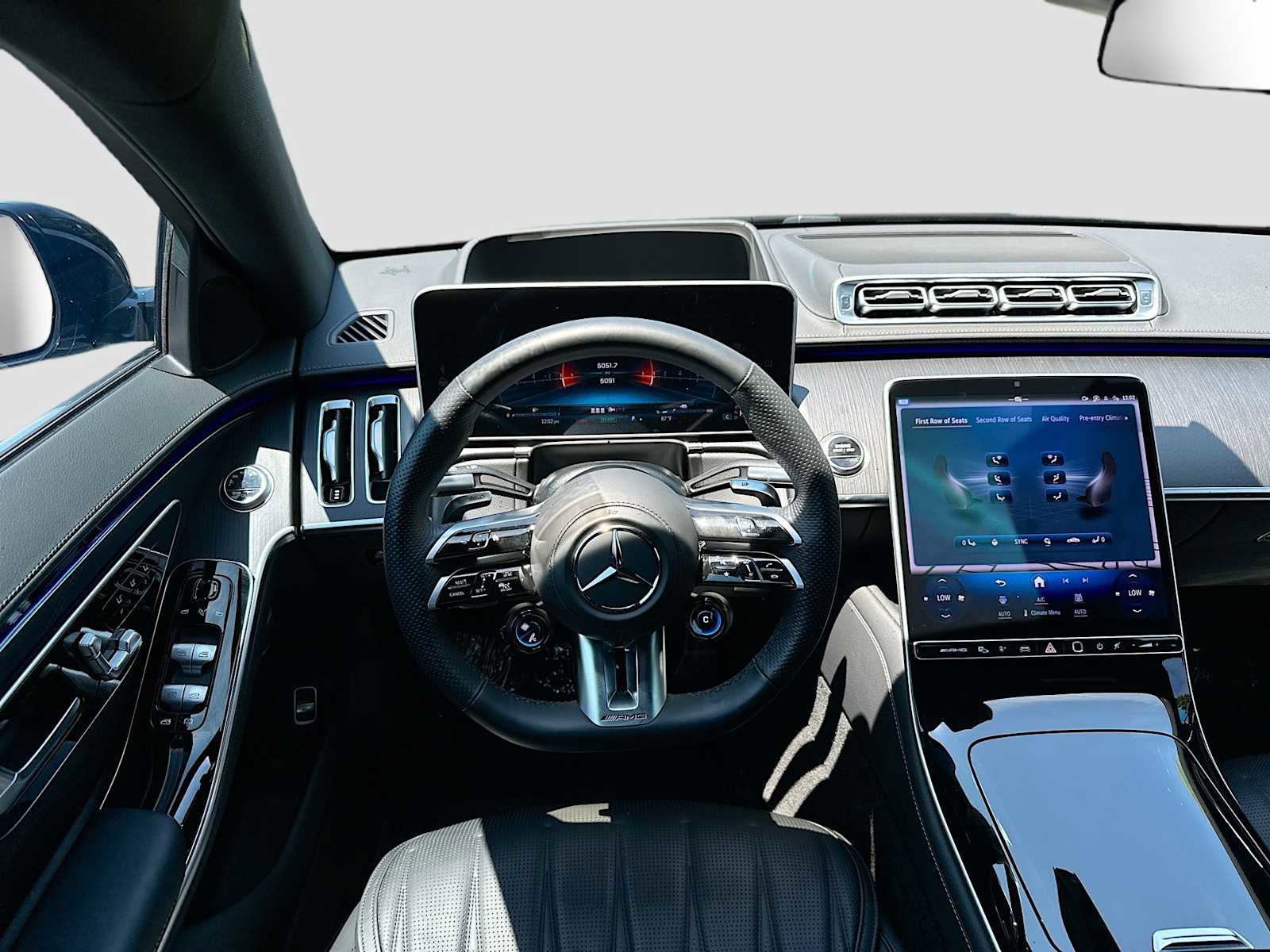 Used 2025 Mercedes-Benz S 63 AMG S image 24