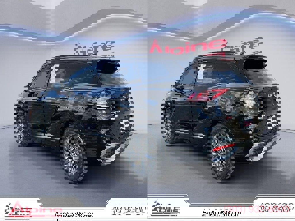 Used 2023 Kia Sportage SX FWD image 3