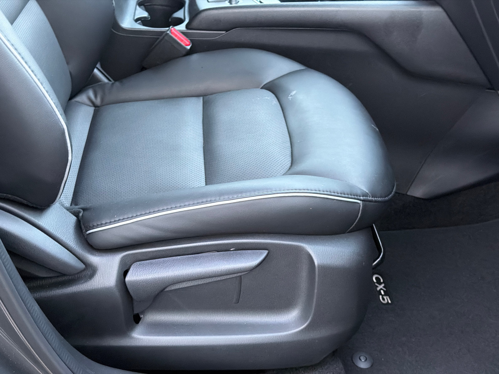 Certified 2025 MAZDA CX-5 AWD 2.5 S w/ Select Package image 11