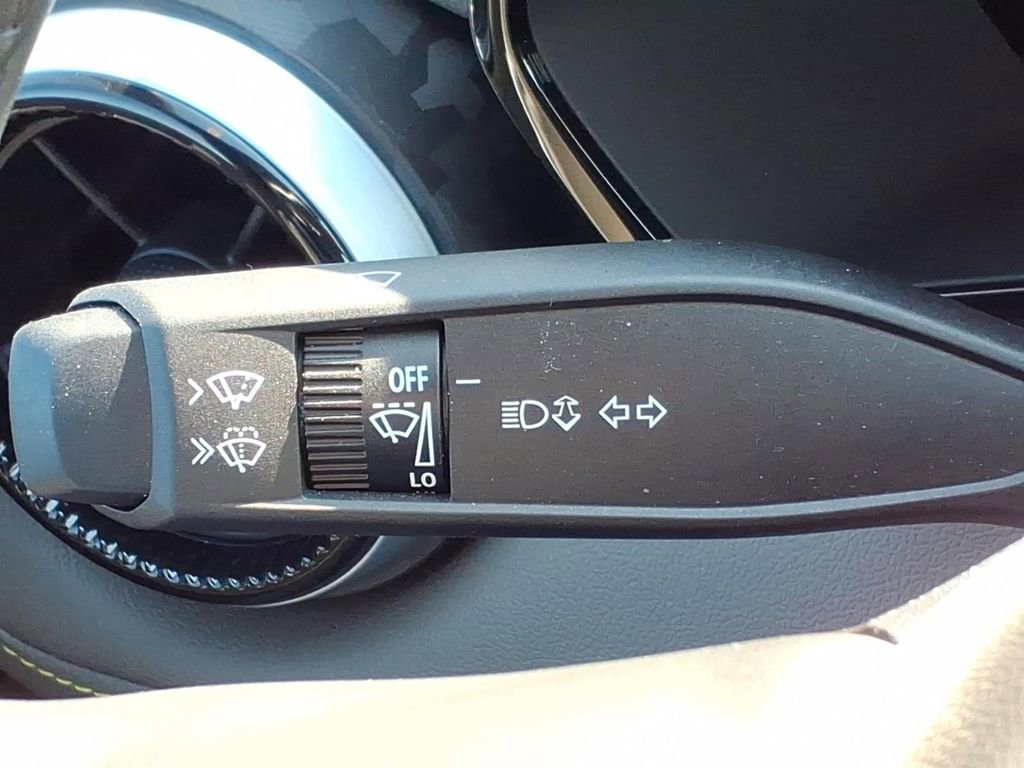 Used 2024 Chevrolet Colorado ZR2 w/ ZR2 Convenience Package III AWD/4WD image 27