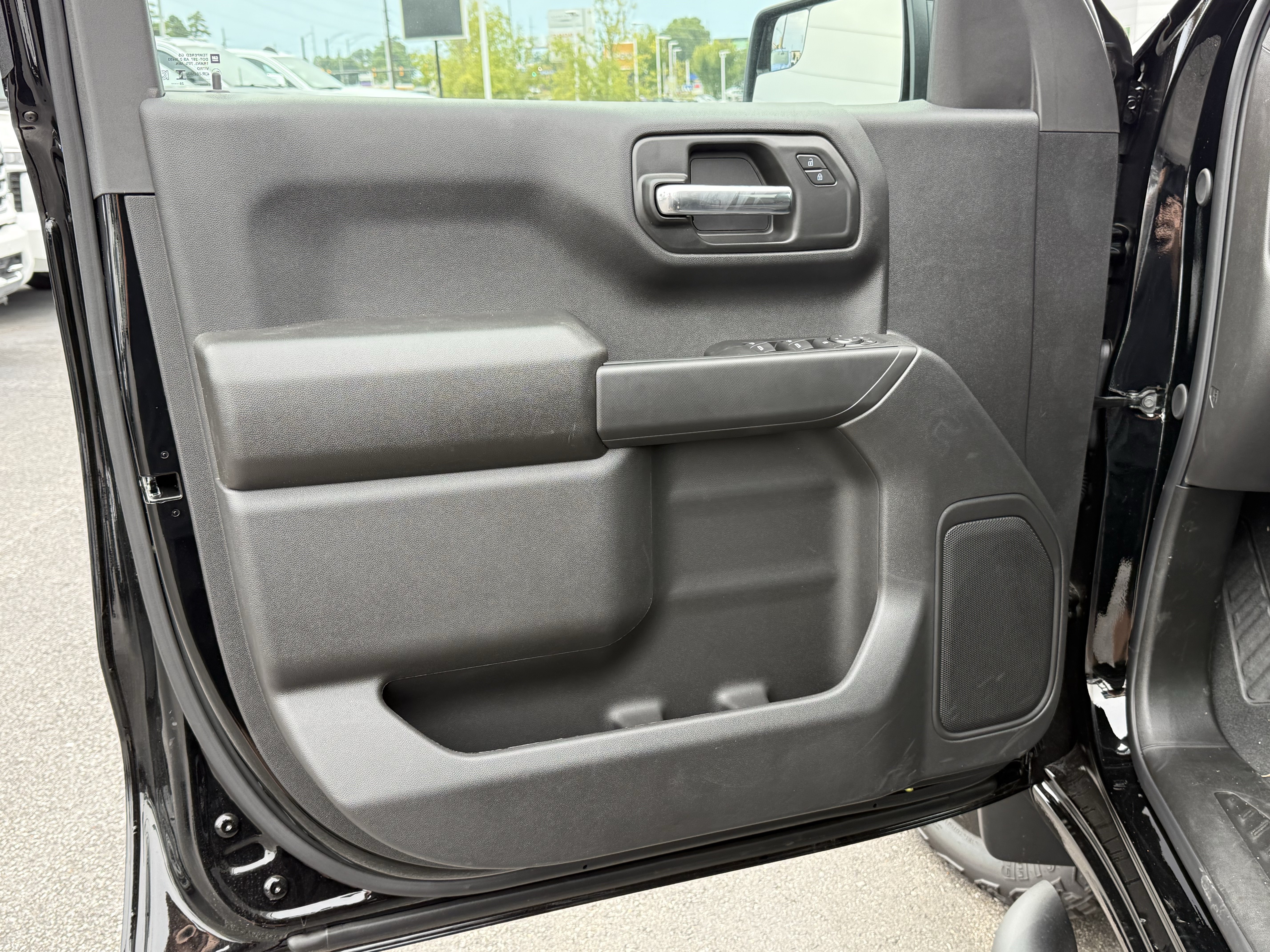 New 2026 Chevrolet Silverado 1500 Custom Trail Boss w/ Dark Appearance Package AWD/4WD image 14
