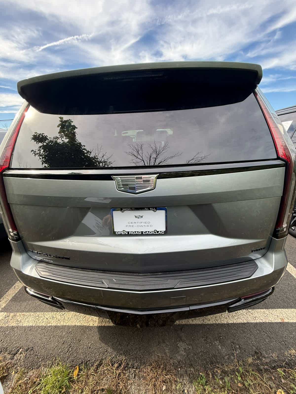 Certified 2024 Cadillac Escalade Sport Platinum w/ LPO, ONYX Package AWD/4WD image 29