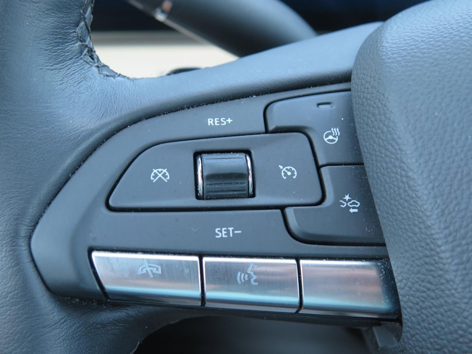 Certified 2024 Cadillac XT4 Premium Luxury image 19