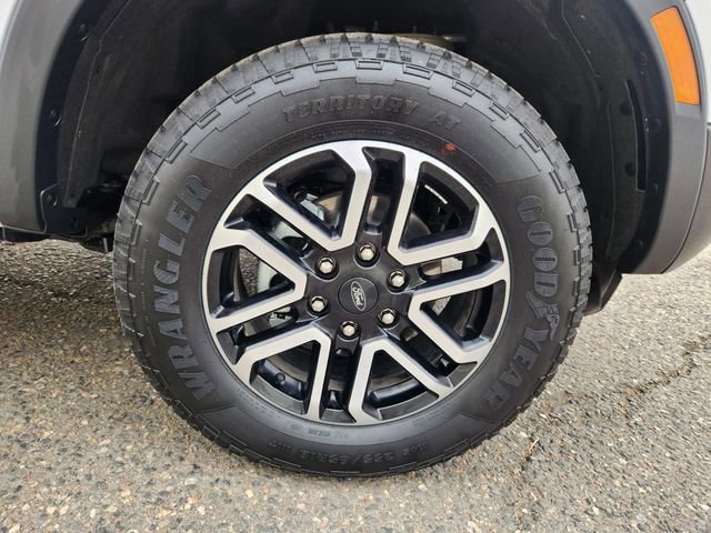 New 2025 Ford Ranger Lariat w/ Trailer Tow Package image 18