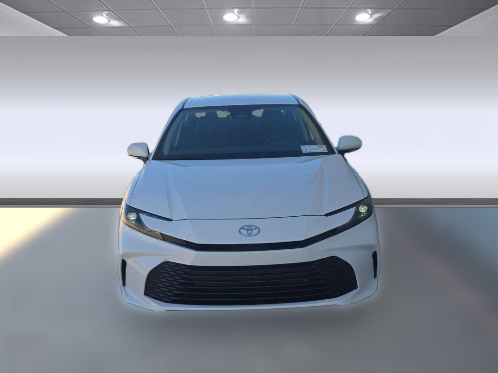 Used 2026 Toyota Camry LE w/ Convenience Package FWD image 6