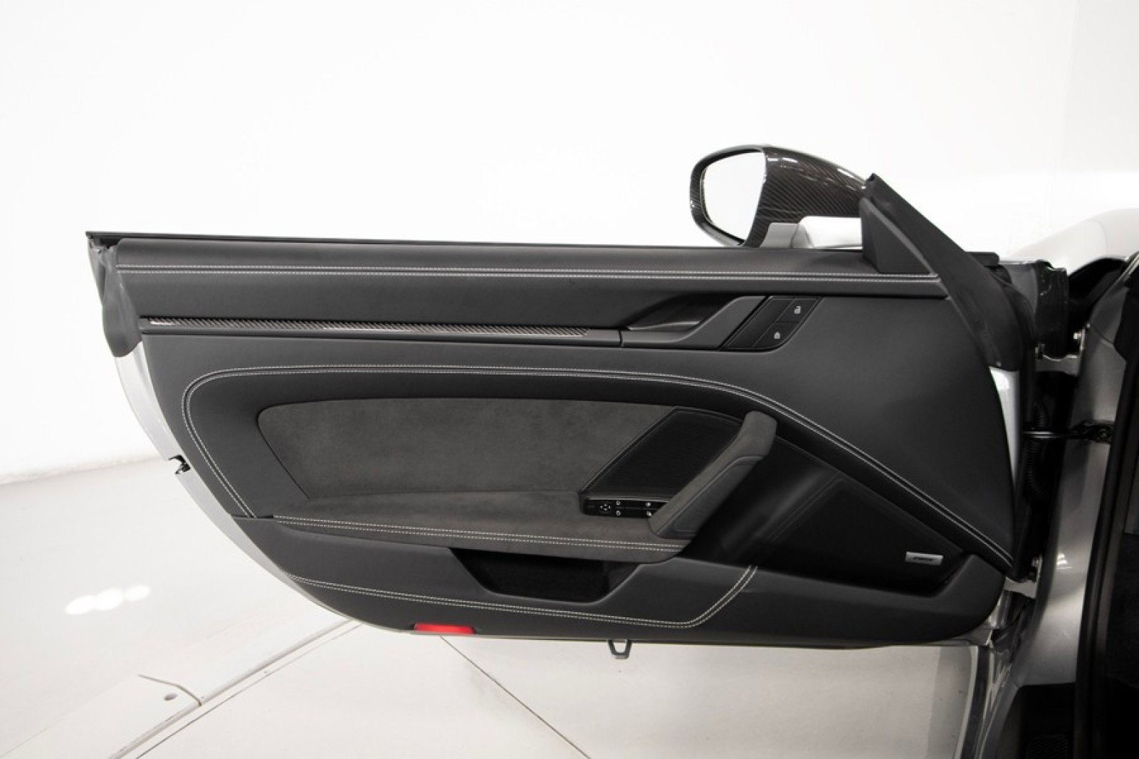 Used 2022 Porsche 911 GT3 image 41