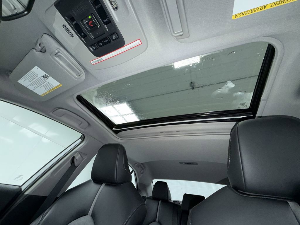 Certified 2022 Toyota Camry XSE w/ Navigation Upgrade Package image 23