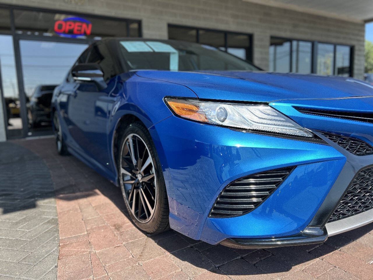 Used 2019 Toyota Camry XSE w/ Navigation Package FWD image 27