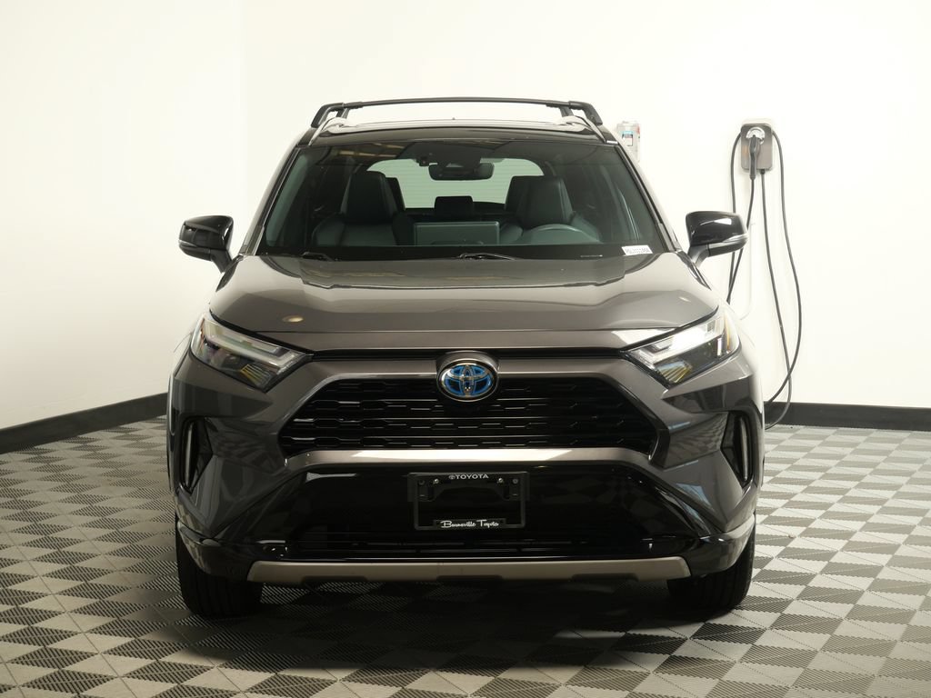 Used 2024 Toyota RAV4 XSE AWD/4WD image 2