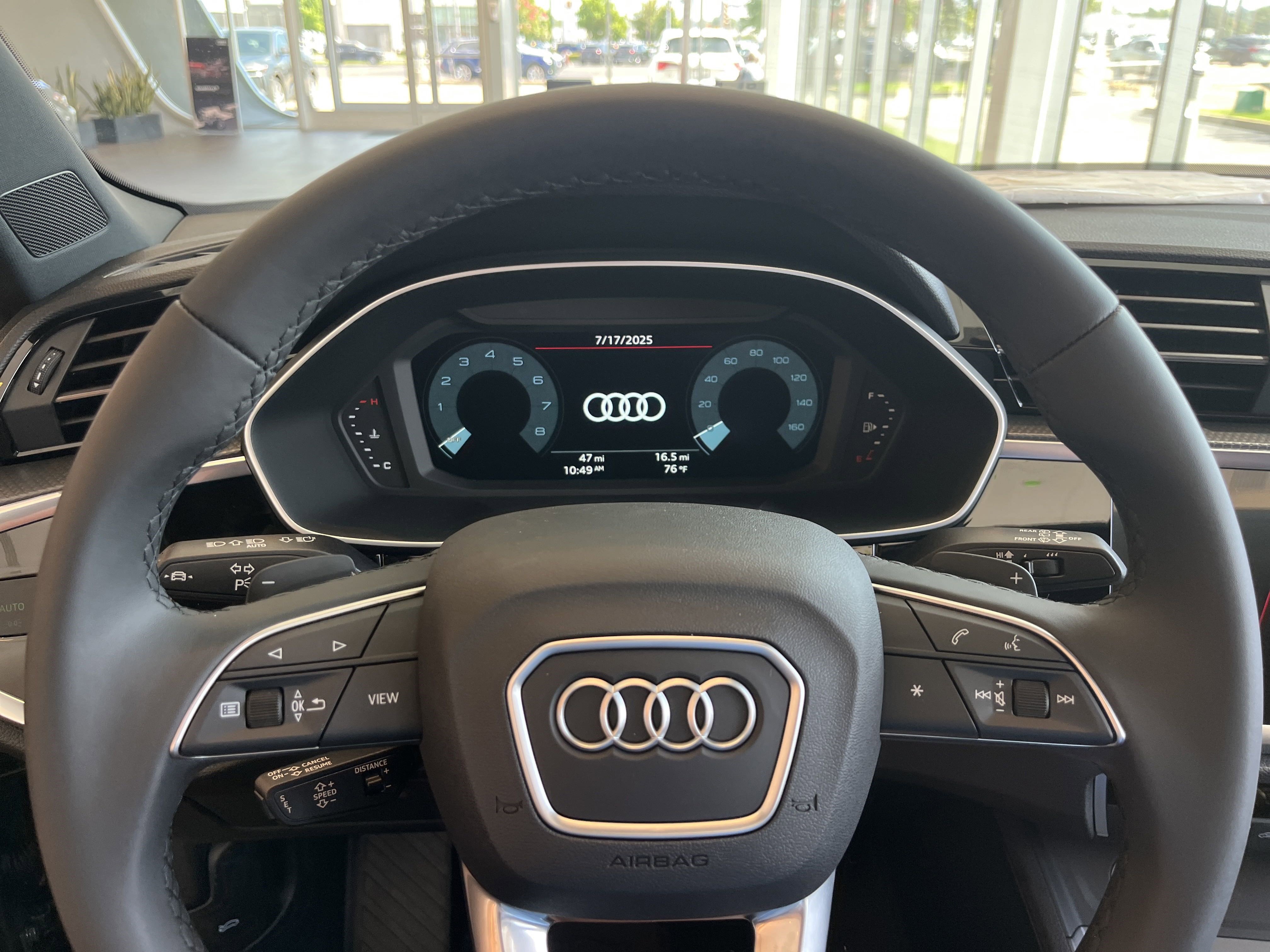 New 2025 Audi Q3 2.0T Premium image 10