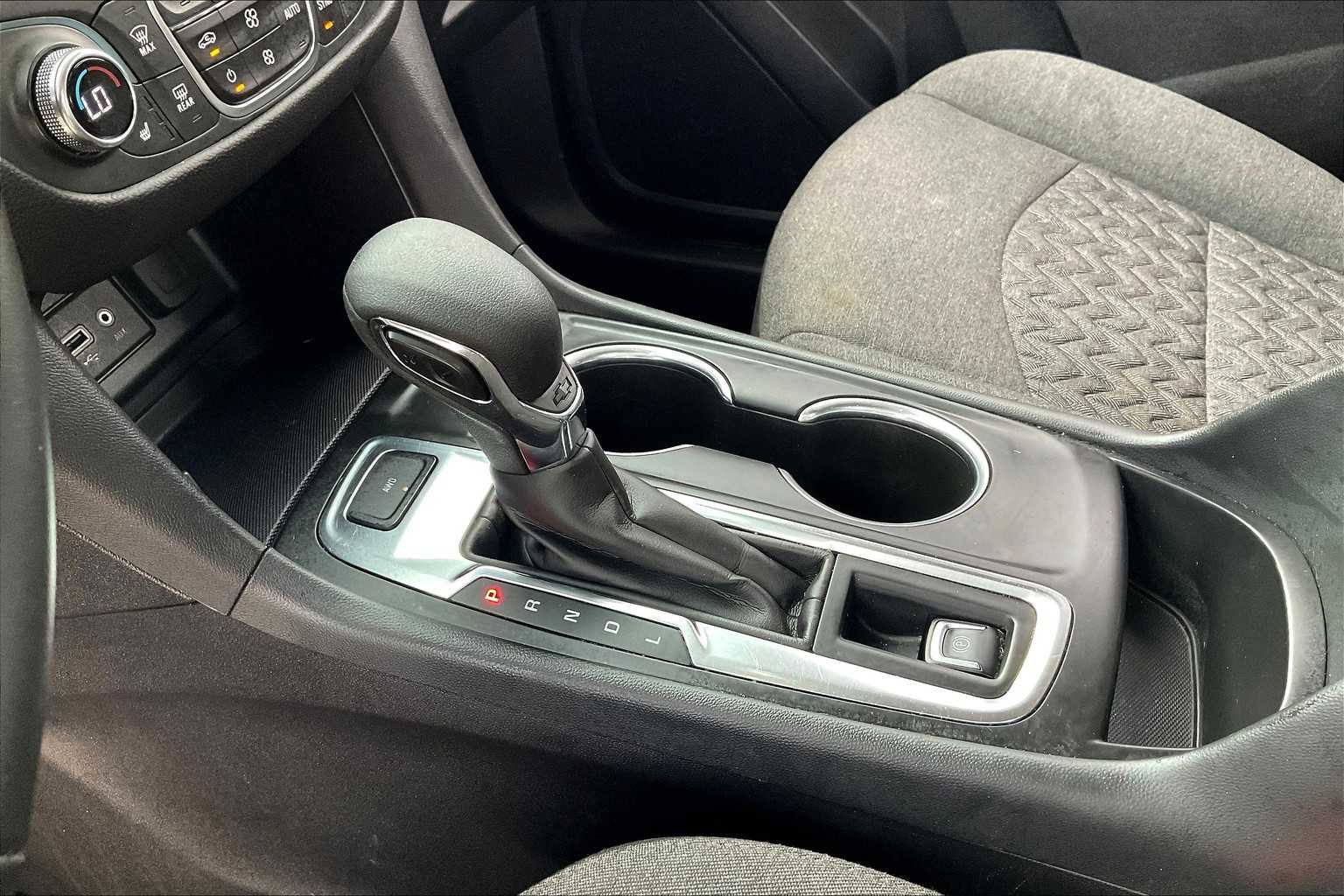 Used 2024 Chevrolet Equinox LT image 27