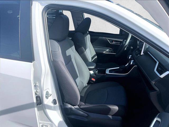 Used 2024 Toyota RAV4 XLE w/ Convenience Package FWD image 9