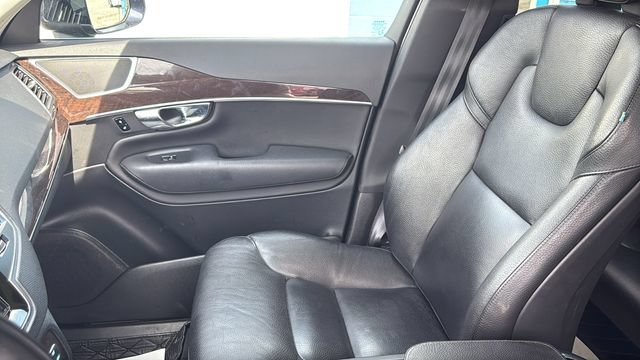 Used 2019 Volvo XC90 T6 Momentum w/ Advanced Package AWD/4WD image 22