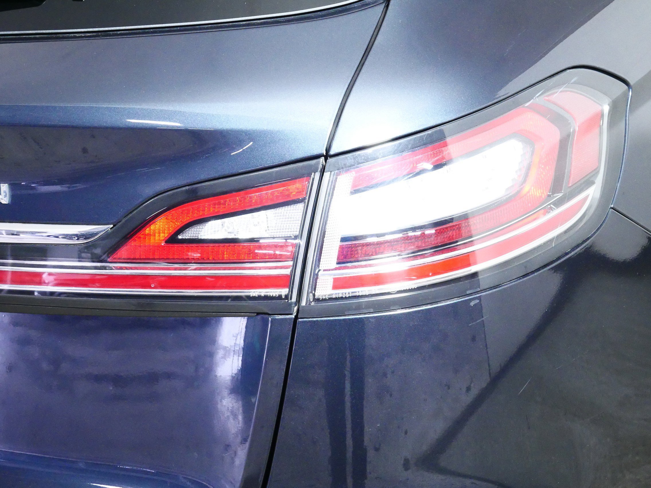 Used 2023 Lincoln Nautilus Reserve w/ Equipment Group 201A image 17