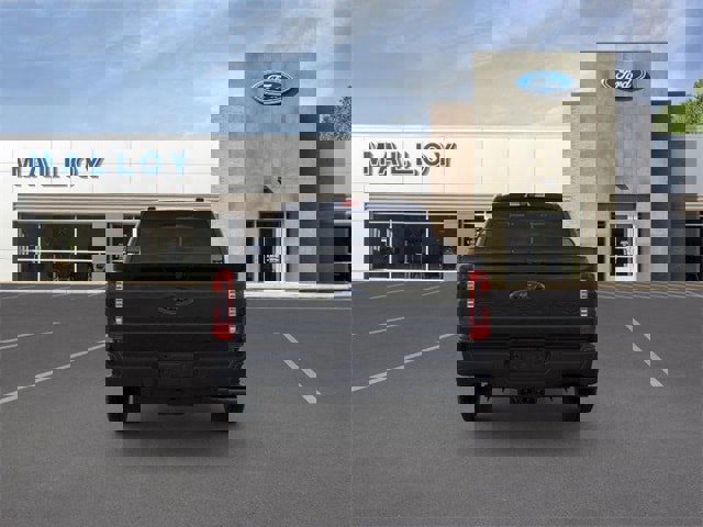 New 2025 Ford F350 XLT w/ Black Appearance Package image 29