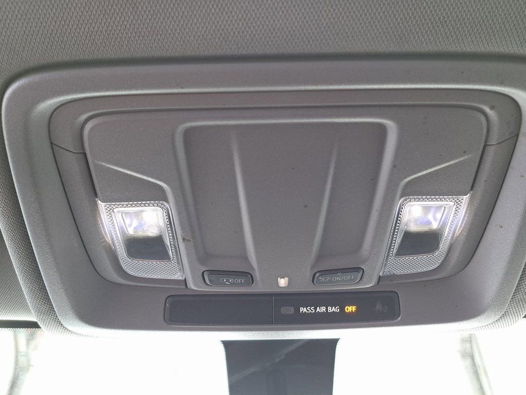 Used 2022 Chevrolet Silverado 2500 Custom w/ Gooseneck/5TH Wheel Package image 17