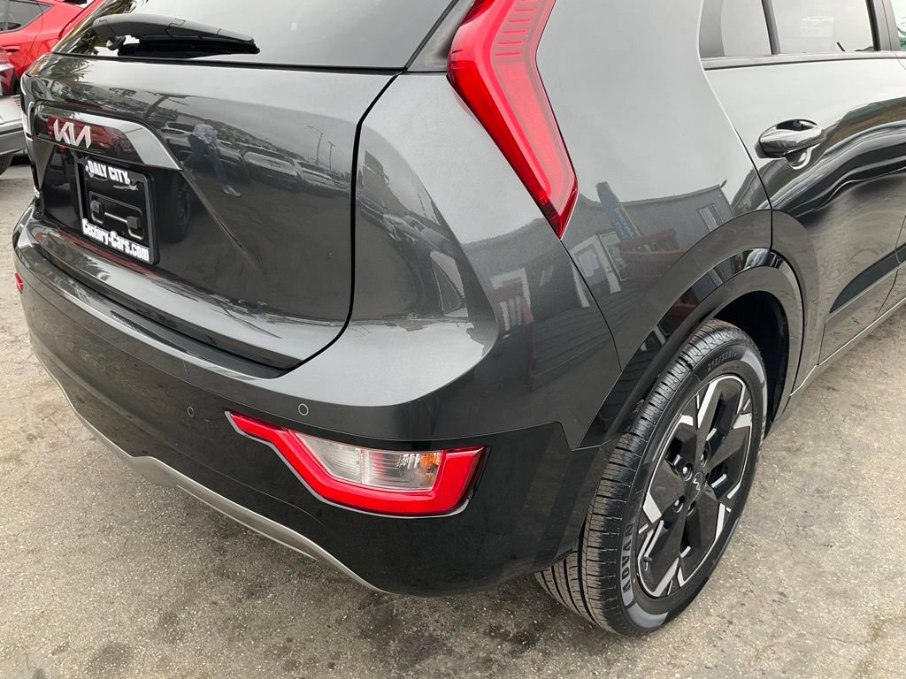 Used 2023 Kia Niro Wind FWD image 73