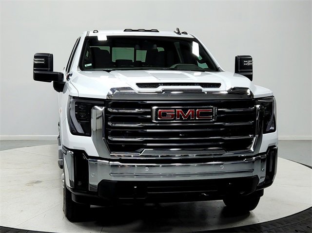 New 2026 GMC Sierra 2500 SLE w/ SLE Value Package; image 2