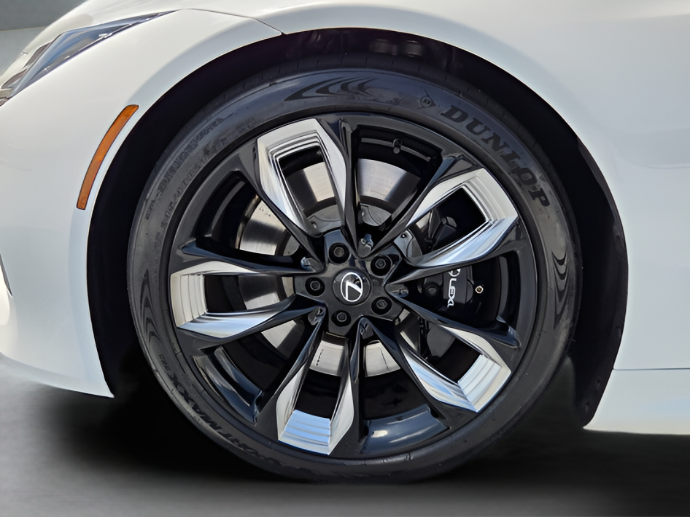 Certified 2024 Lexus LC 500 Coupe w/ Touring Package RWD image 36