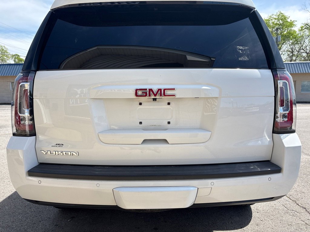 Used 2017 GMC Yukon SLE w/ Convenience Package AWD/4WD image 4