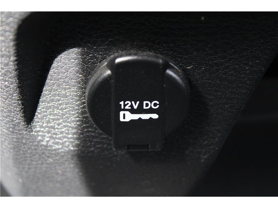 Used 2017 RAM 2500 Tradesman w/ Chrome Appearance Group image 25