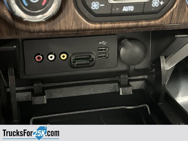 Used 2014 Ford F150 Lariat w/ Lariat Chrome Package image 23
