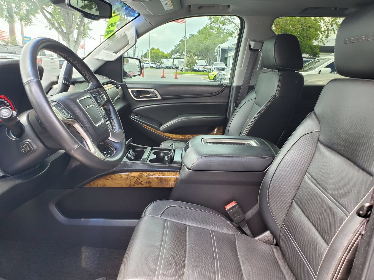 Used 2016 GMC Yukon XL Denali w/ Open Road Package AWD/4WD image 18