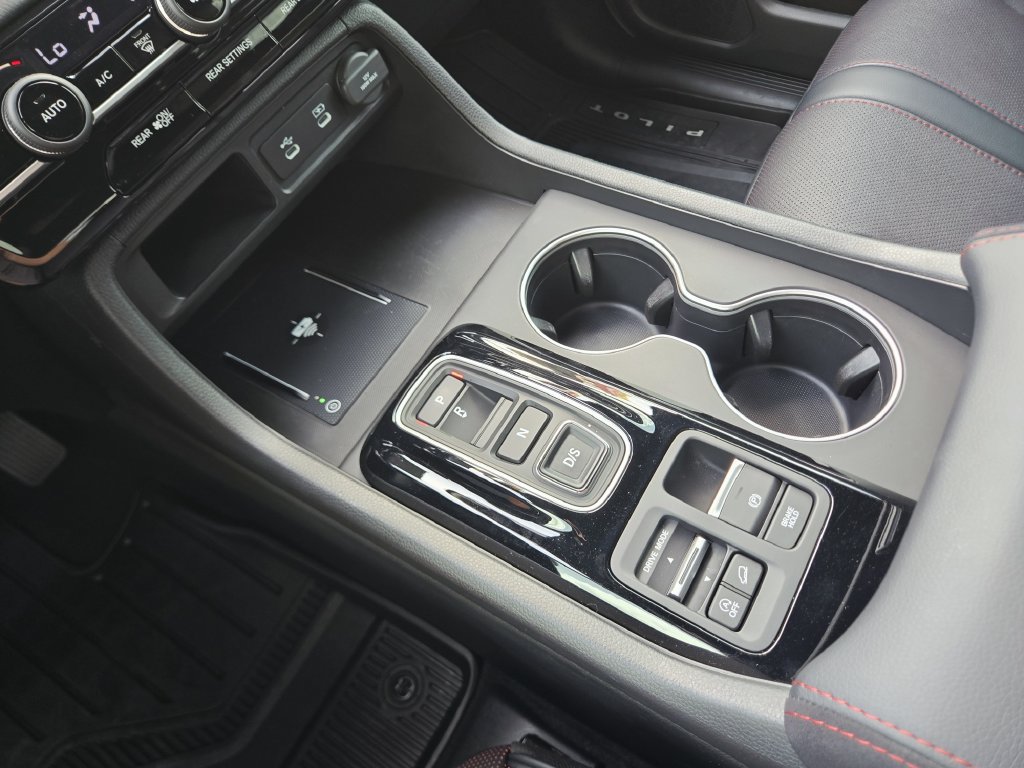 Certified 2026 Honda Pilot Black Edition image 28