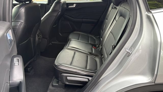 Certified 2024 Ford Escape Platinum AWD/4WD image 21