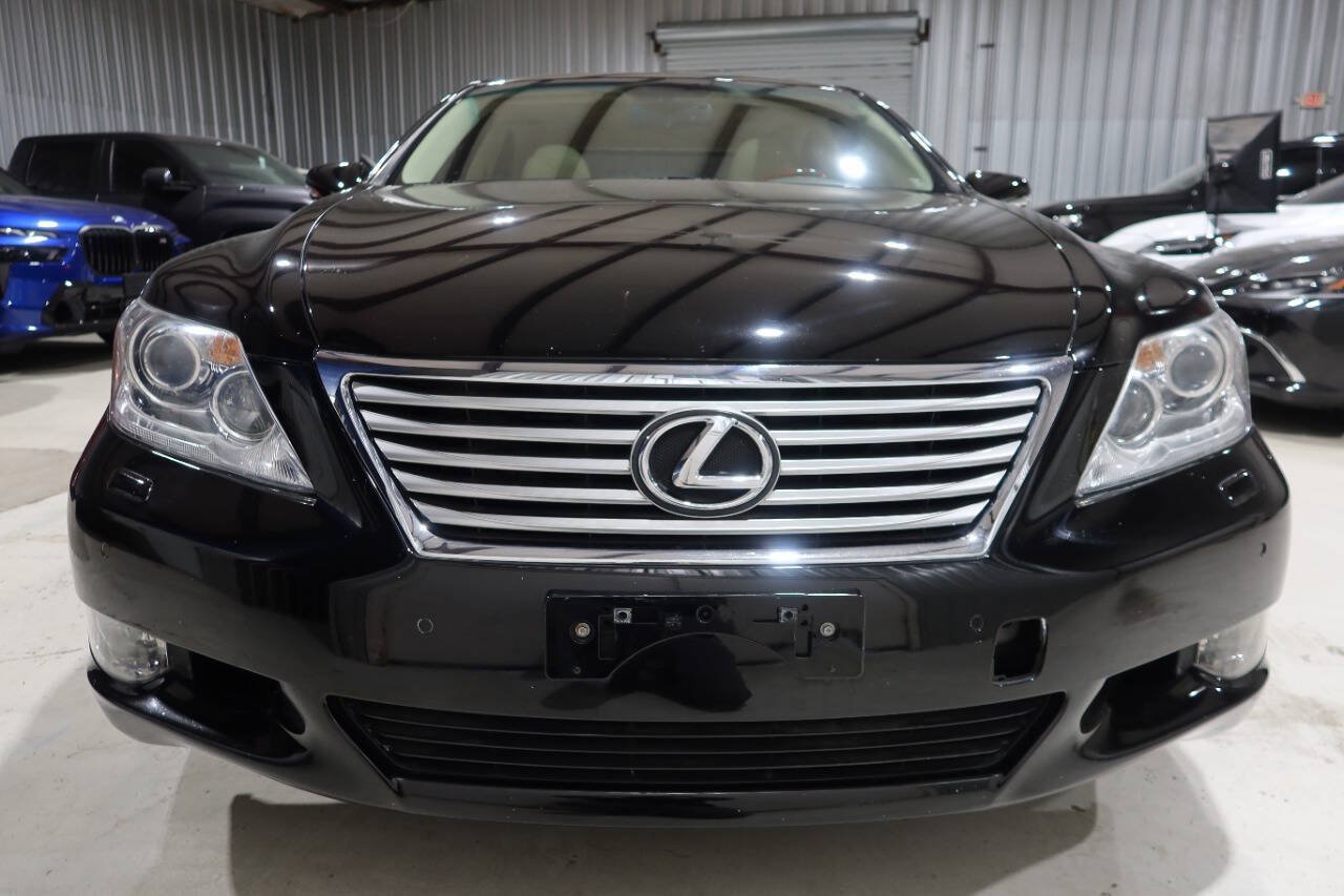 Used 2012 Lexus LS 460 w/ Comfort Pkg RWD image 8