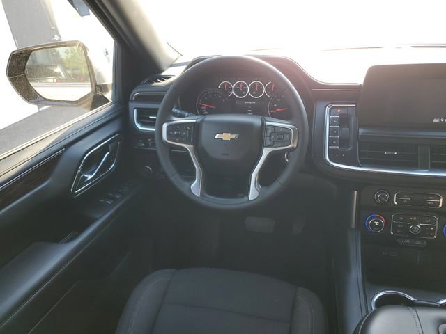 Used 2023 Chevrolet Suburban LS RWD image 11
