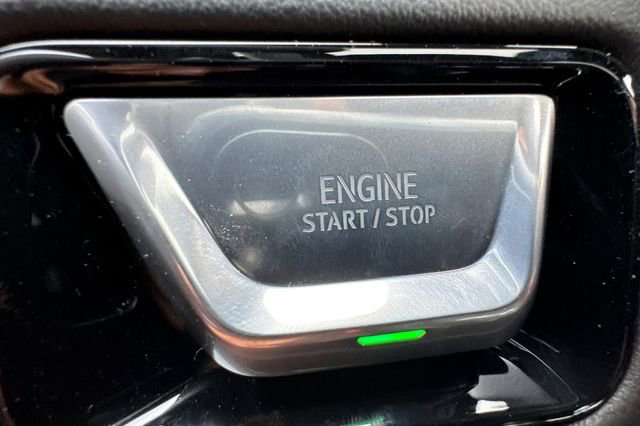 New 2026 GMC Yukon Elevation image 28