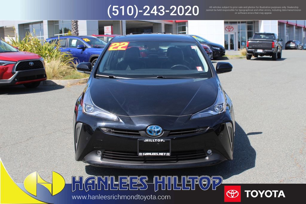 Used 2022 Toyota Prius XLE FWD image 4