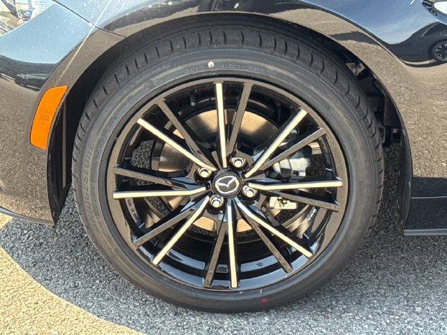 New 2026 MAZDA MX-5 Miata RF Grand Touring RWD image 22