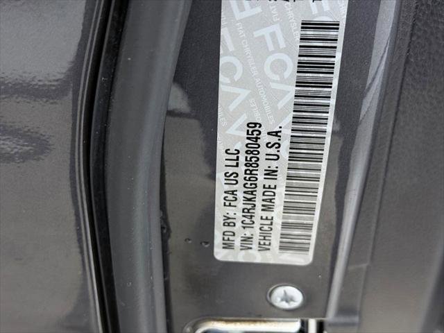 Certified 2024 Jeep Grand Cherokee L Altitude image 40