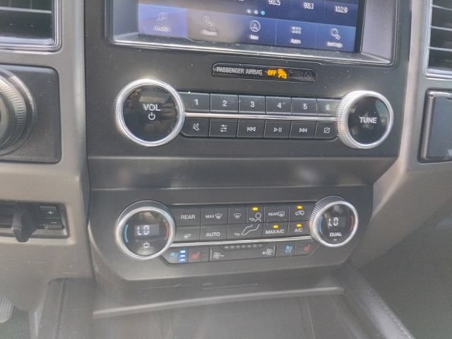 Used 2020 Ford Expedition Max XLT w/ Equipment Group 202A AWD/4WD image 22